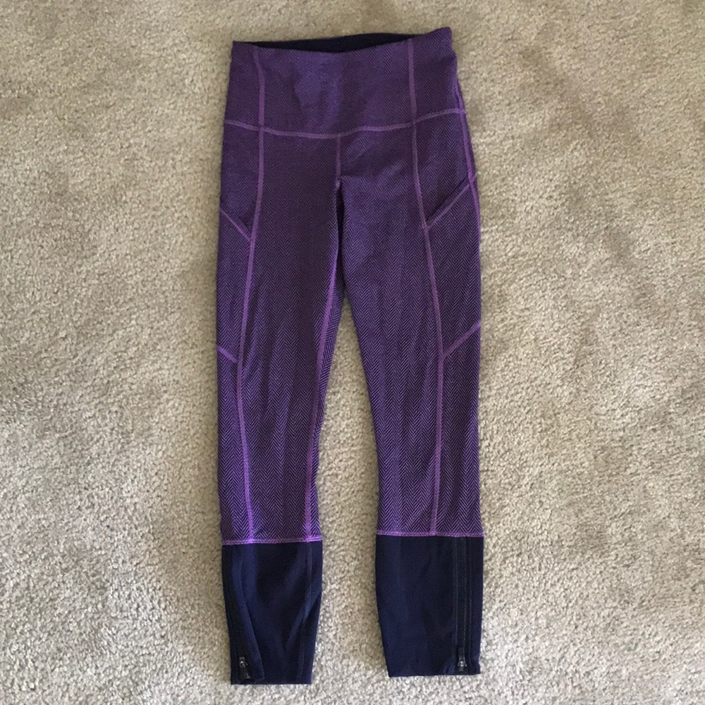 Lululemon crops